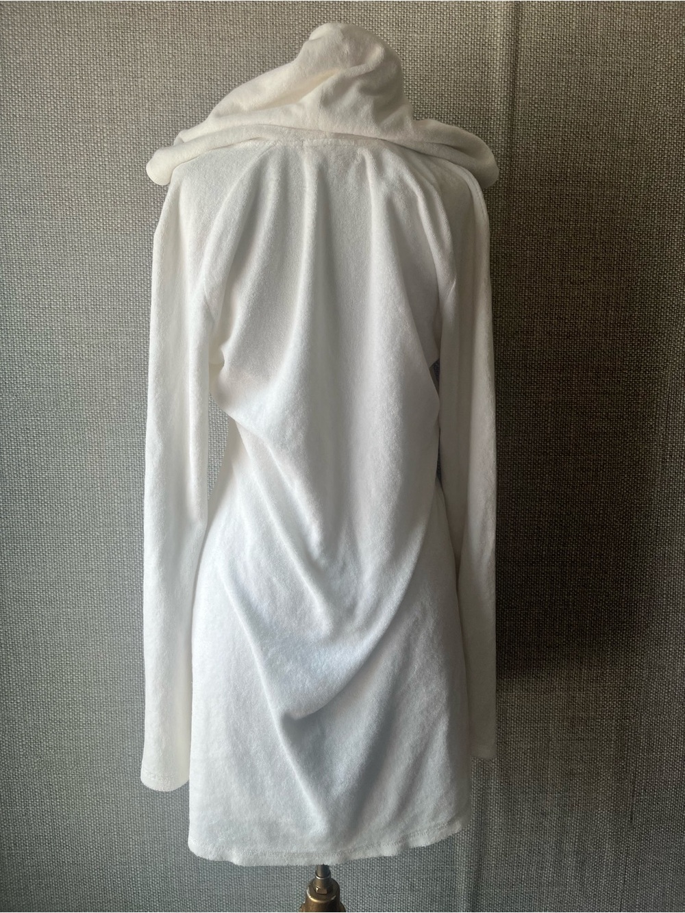 Juicy Couture White Hooded Terry with Crest Sticker - Picture 2 of 3